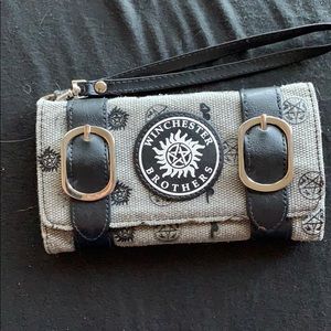 Supernatural wallet